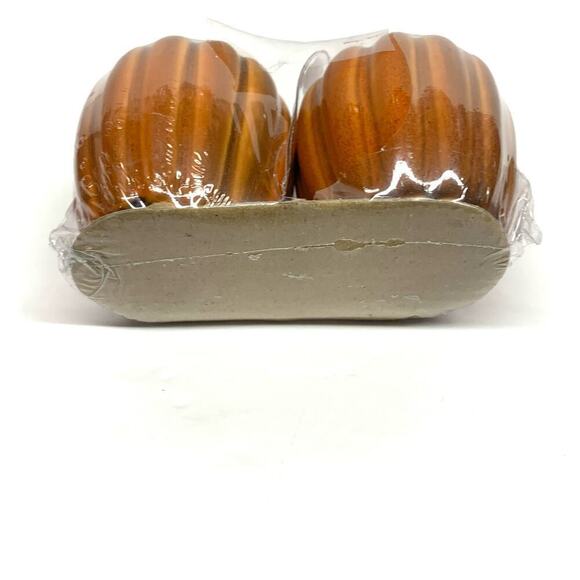 NOS Vintage Inspired Pumpkin Fall Harvest 2”x2” Salt Pepper Shaker Set Ceramic - Picture 6 of 9